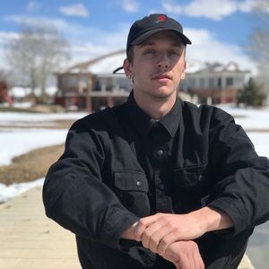 Meet your Posher, Cameron